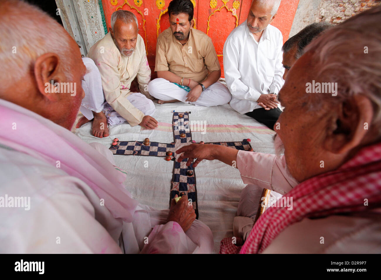 Senior men playing a game, Mathura, Uttar Pradesh, India, Asia Stock Photo
