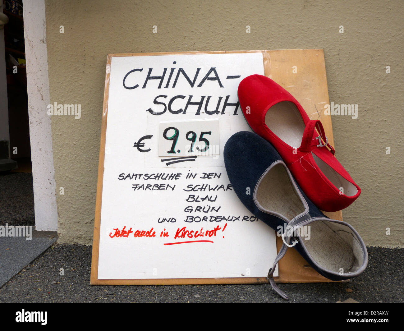 Traditional China shoes for sale Stock Photo - Alamy