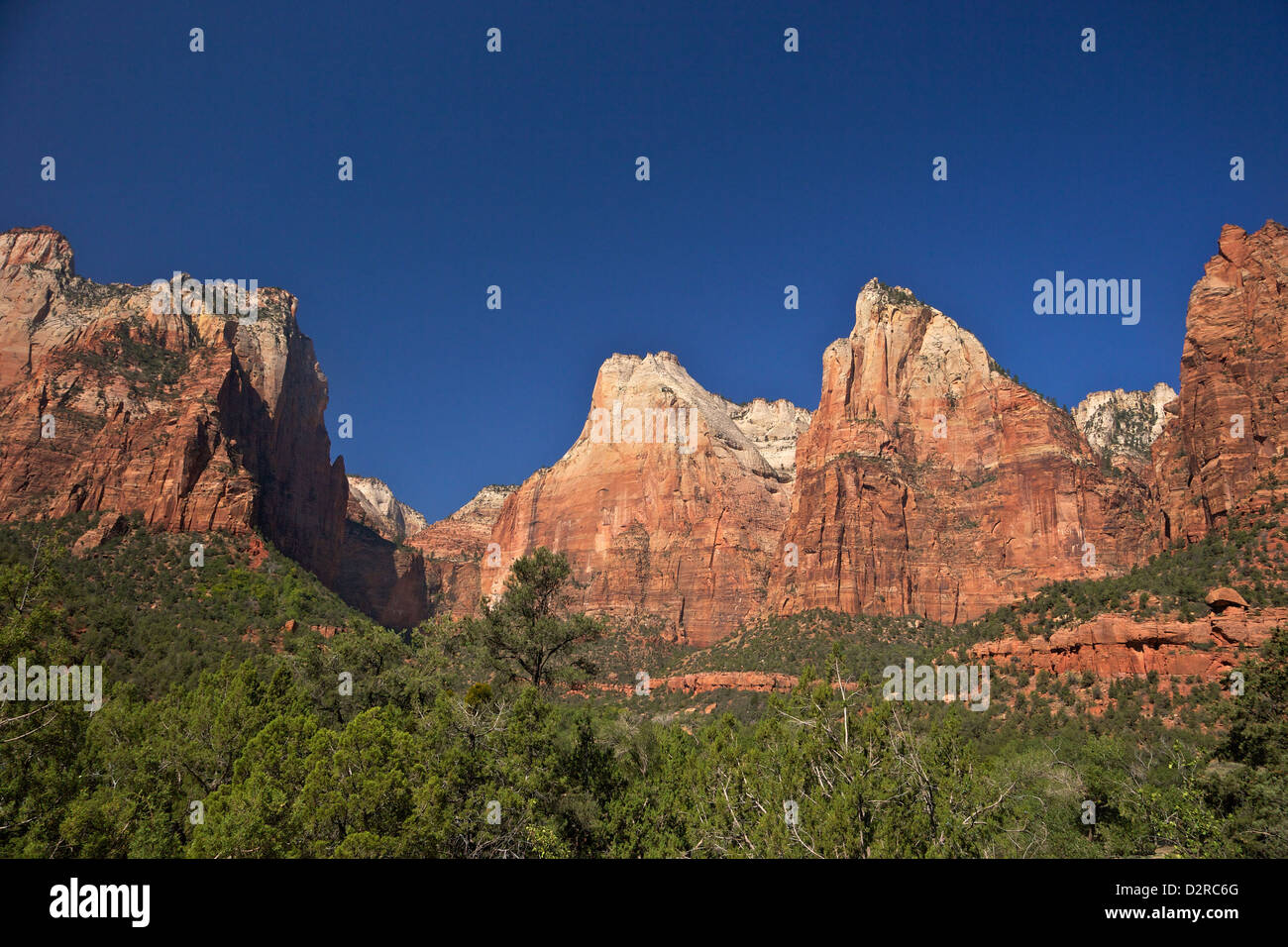 Court of the Patriarchs, Abraham Peak, Isaac Peak, Mount Moroni and Jacob Peak, Zion National Park, Utah, USA Stock Photo