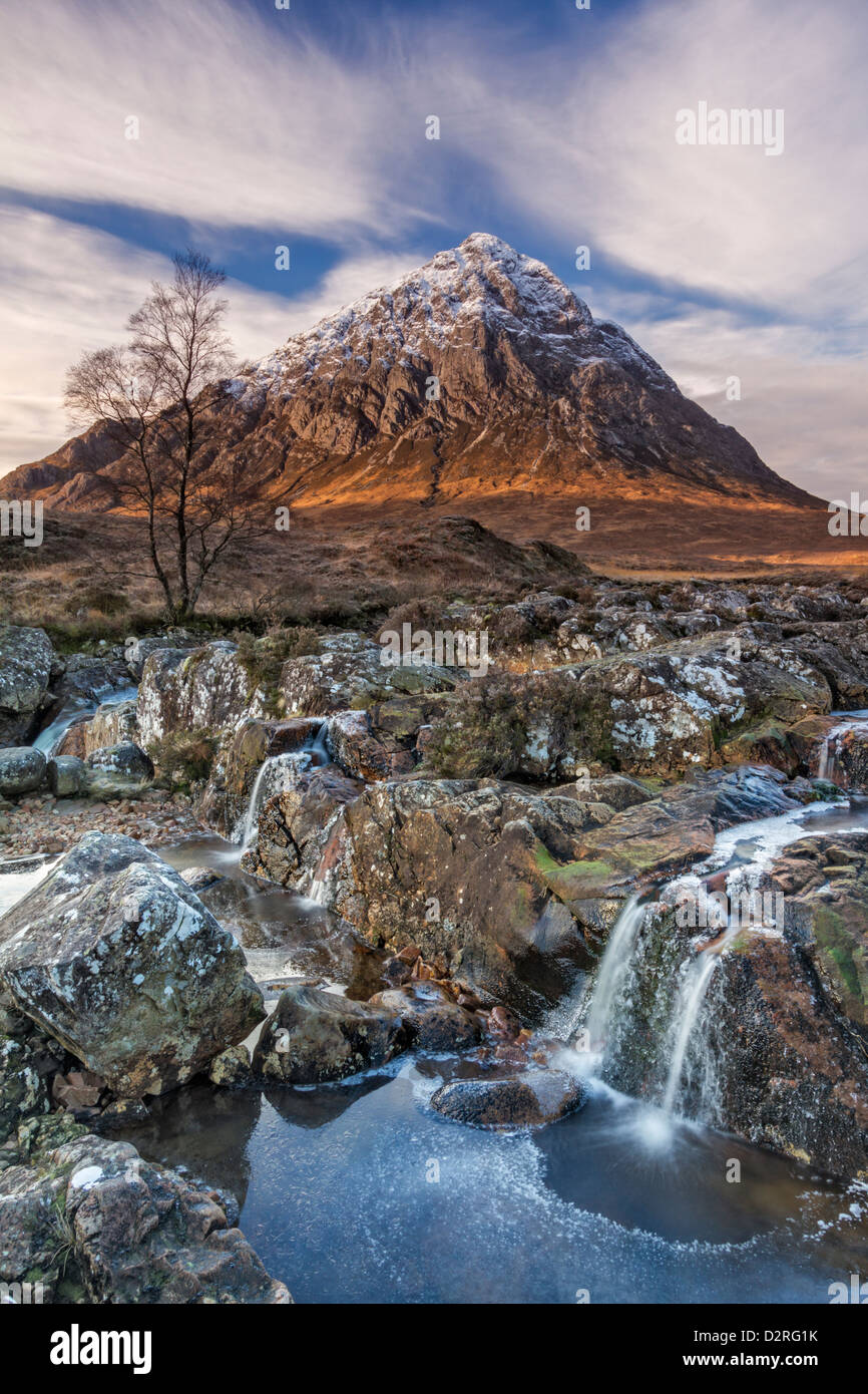 The River Etive and Buchaille Etive More (Stob Dearg) on a wintry morning, Scottish Highlands, Scotland Stock Photo