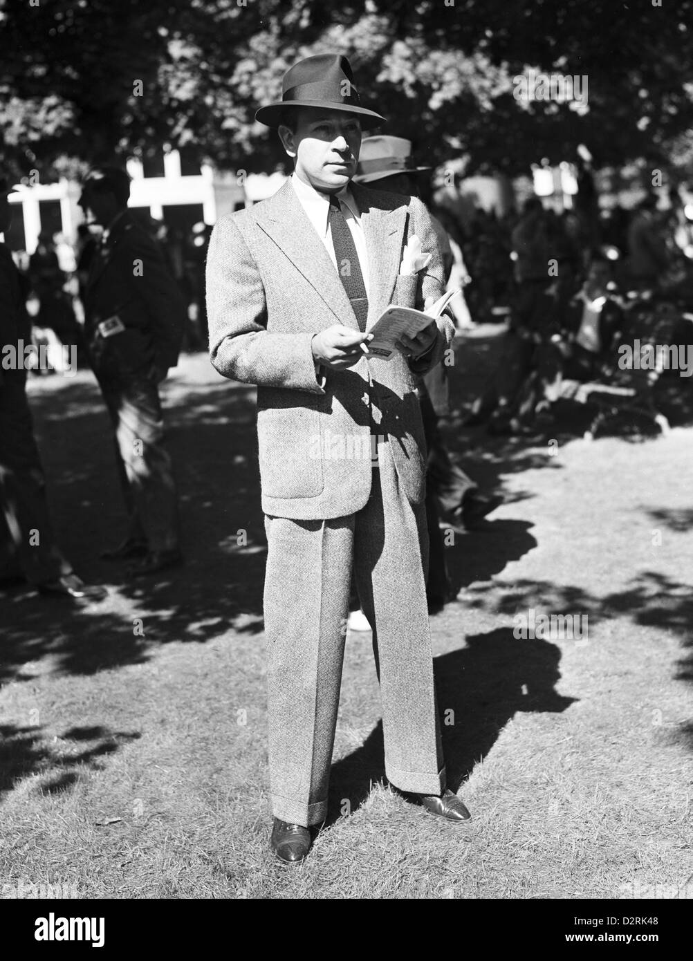 George Raft at Belmont Race Track, Belmont, NY, Sept. 18, 1941 Stock ...