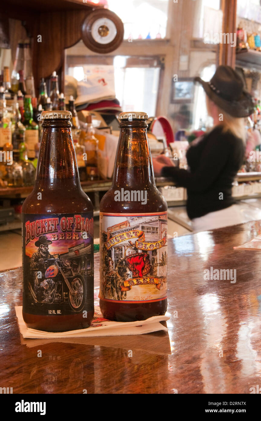 USA, Nevada. Local beer in the Bucket of Blood Saloon (1876) Virginia