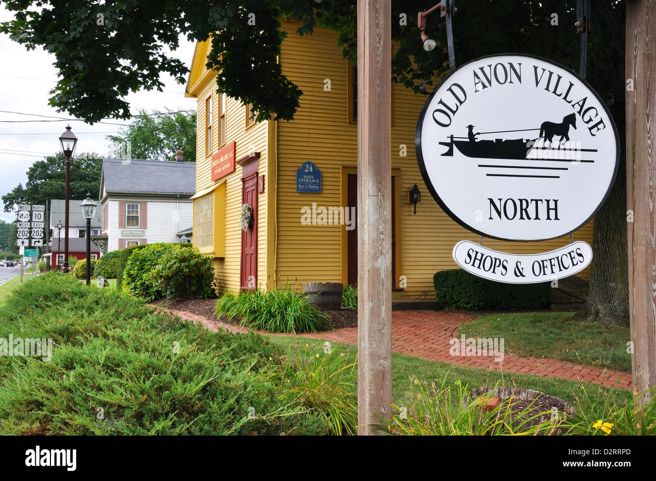 Old Avon Village shopping plaza sign, Connecticut, USA Stock Photo Alamy