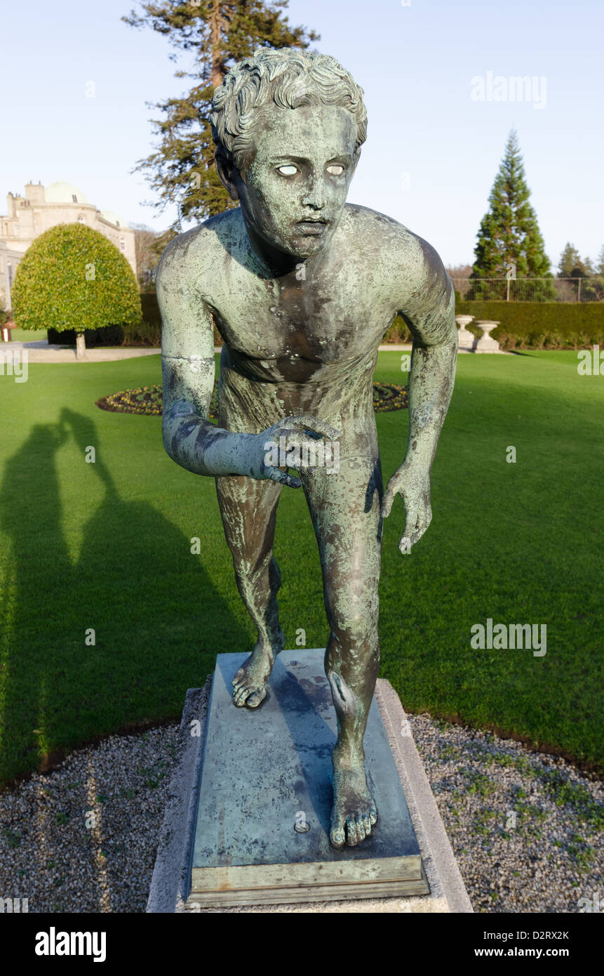Saint kevin sculpture hires stock photography and images Alamy