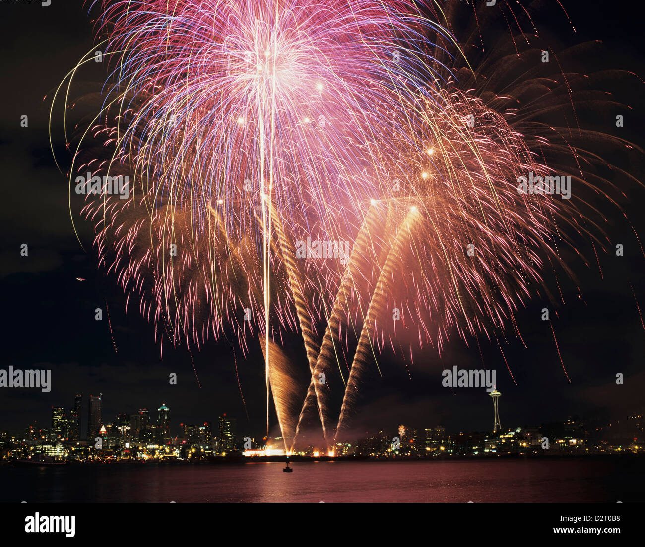 4th of july fireworks space needle 2025