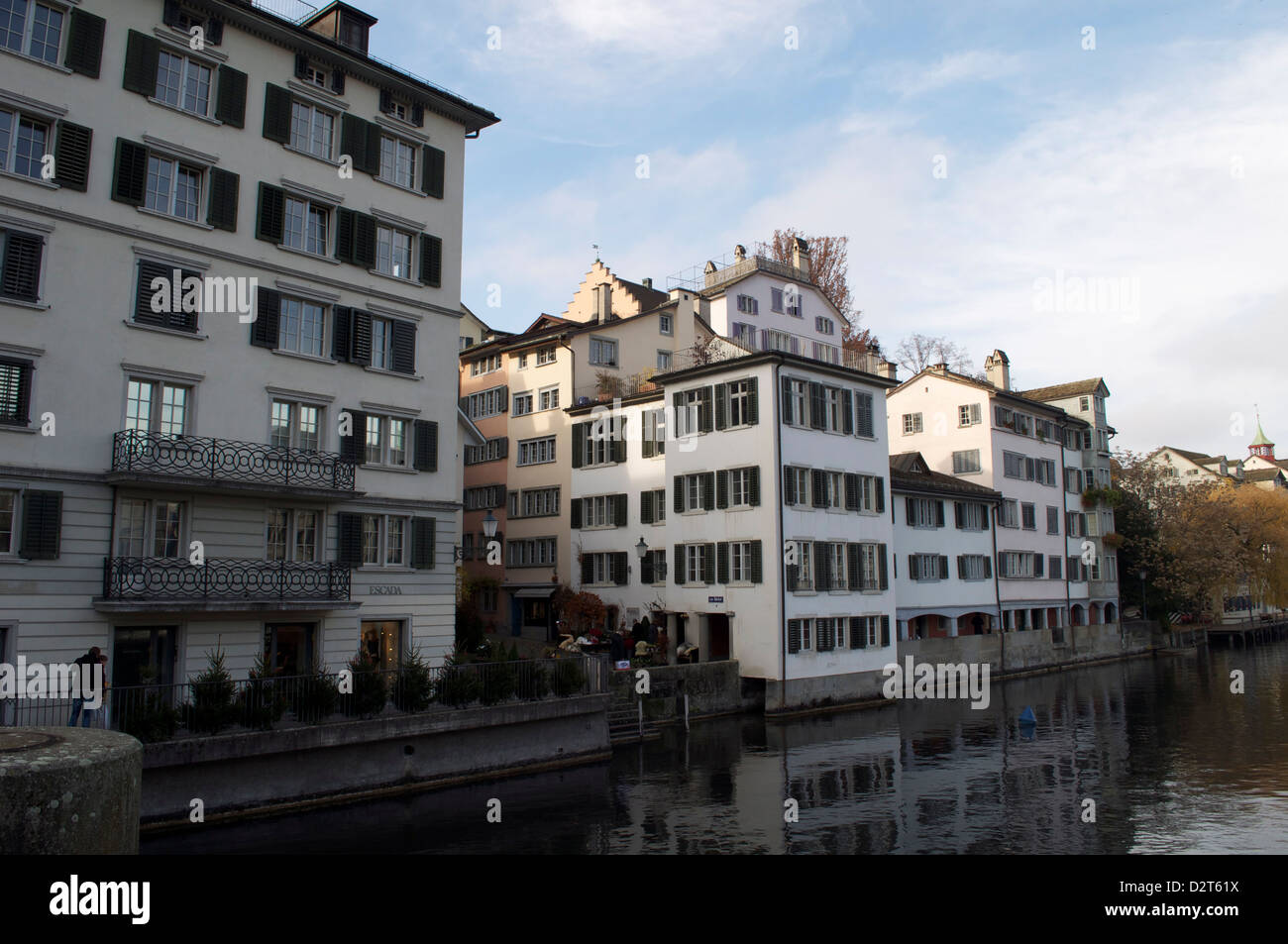 Limmat Lake Zurich in Switzerland detail of Old Town Stock Photo - Alamy