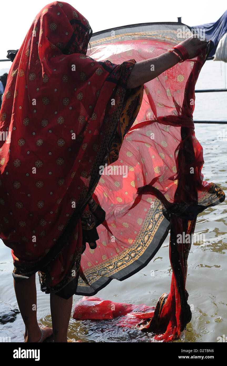 Women washing sari in the river, Tamil Nadu, India, Asia Stock Photo