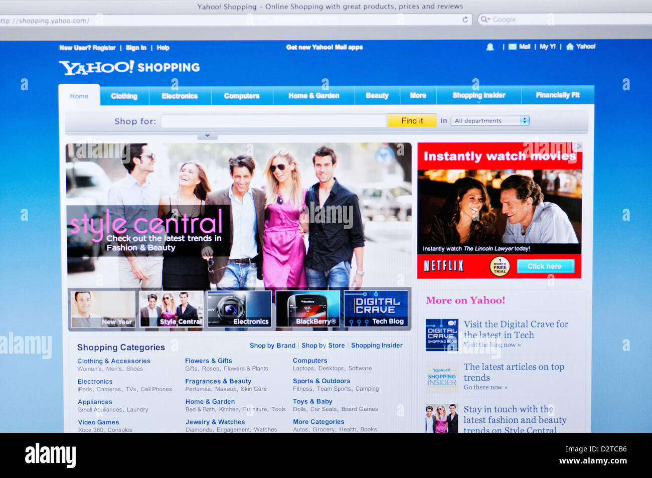 Yahoo online shopping hi-res stock photography and images - Alamy