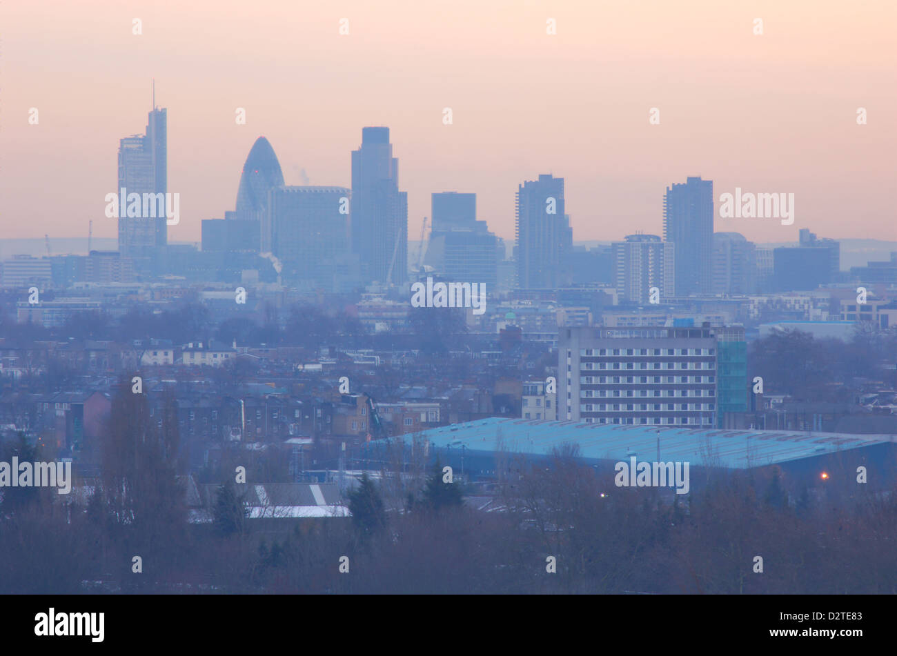 Rooftop apartments london hi-res stock photography and images - Alamy