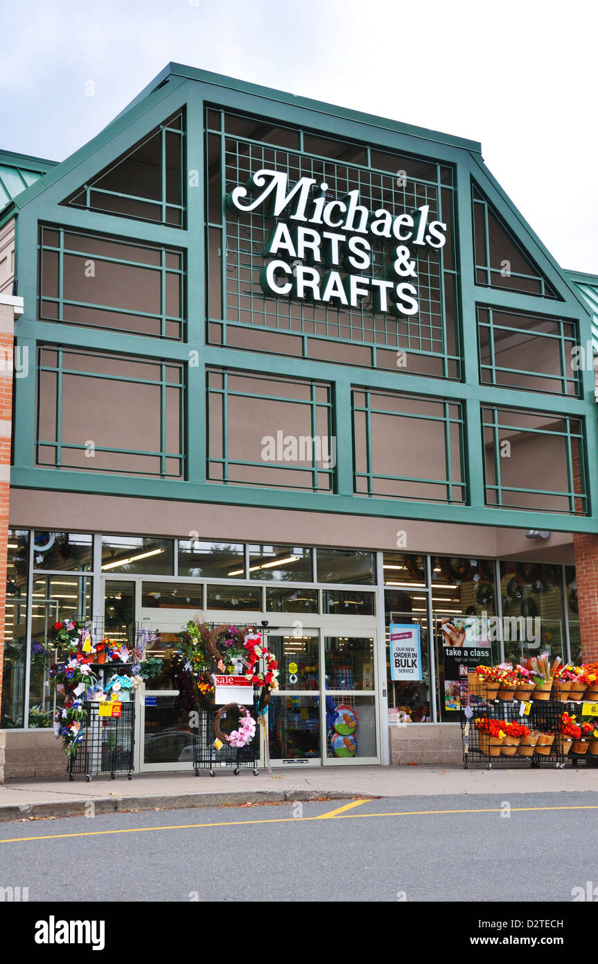 Michael's Arts and Crafts Store, NYC Stock Photo - Alamy