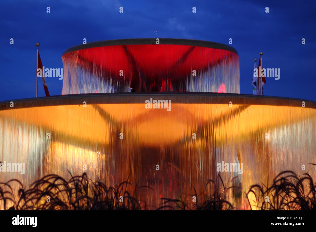 Fountain at night Stock Photo - Alamy