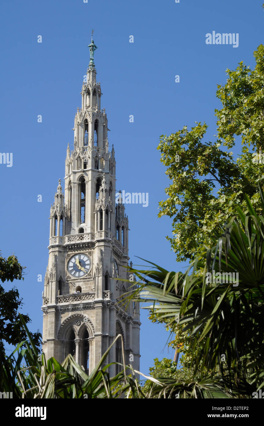 Vienna Town Hall and Town Hall Park Stock Photo Alamy