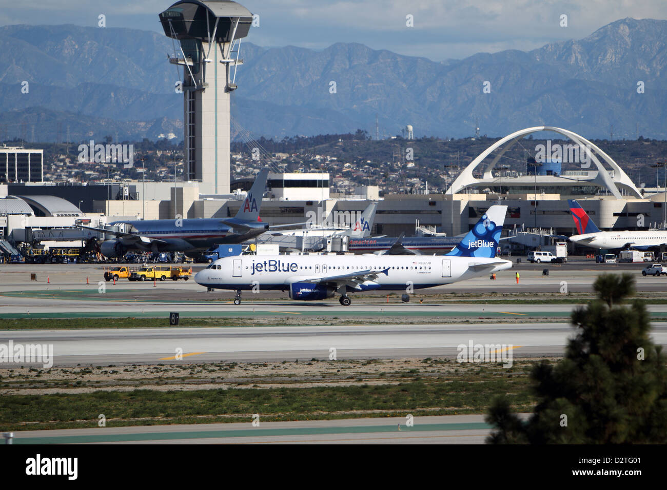 Jetblue Airbus A320-214 taxis at Los Angeles Airport on January 28, 2013 Stock Photo