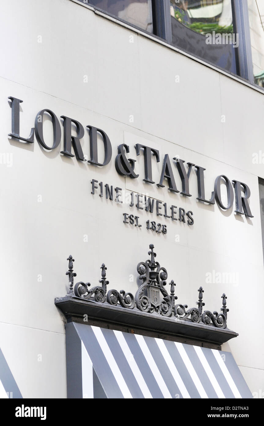 A look back at Lord & Taylor's splashy move to Fifth Avenue in