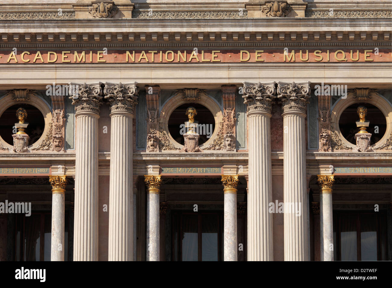 Nationale opera de paris hi-res stock photography and images - Alamy