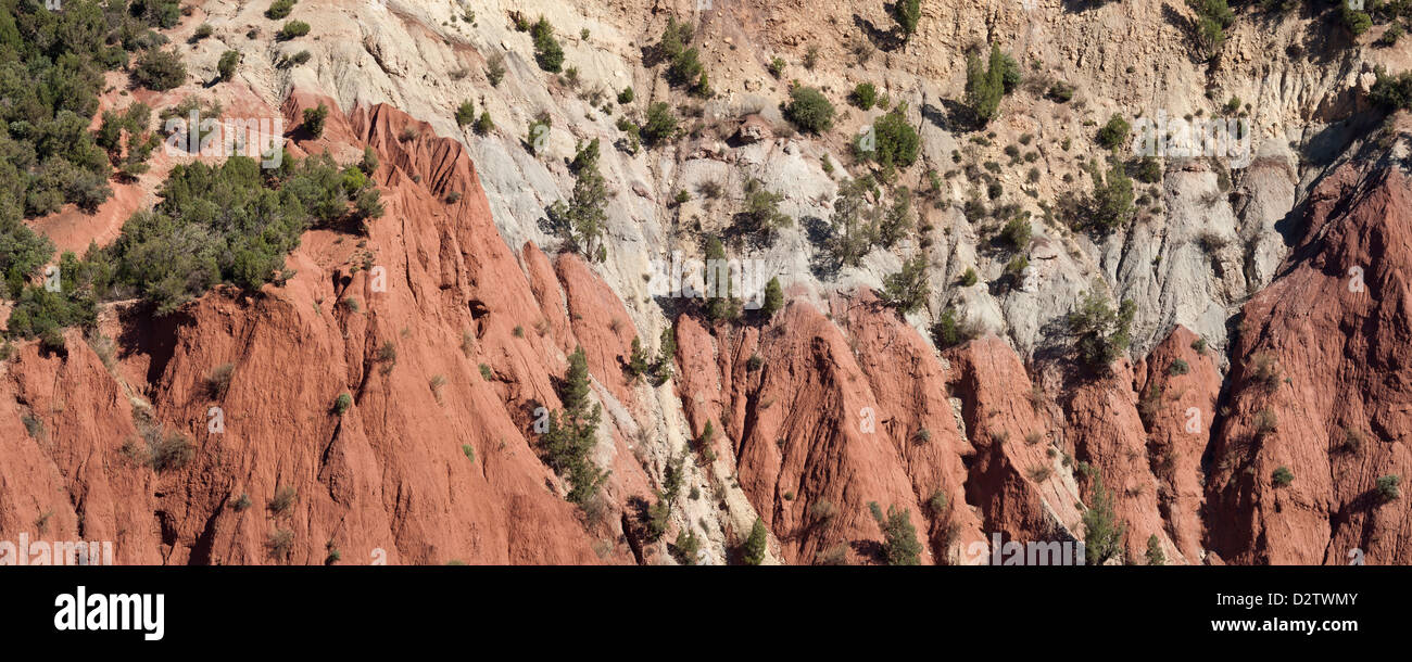 Mountain strata hi-res stock photography and images - Alamy