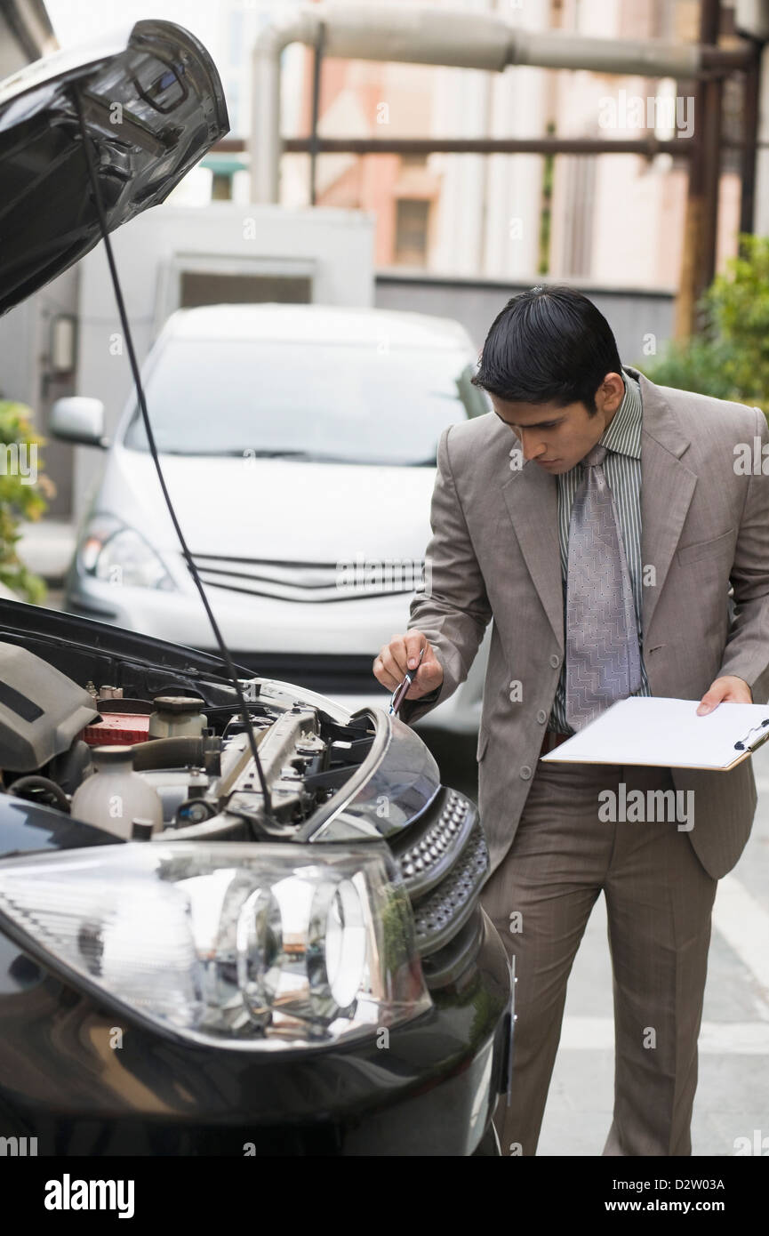 Adjuster hi-res stock photography and images - Alamy
