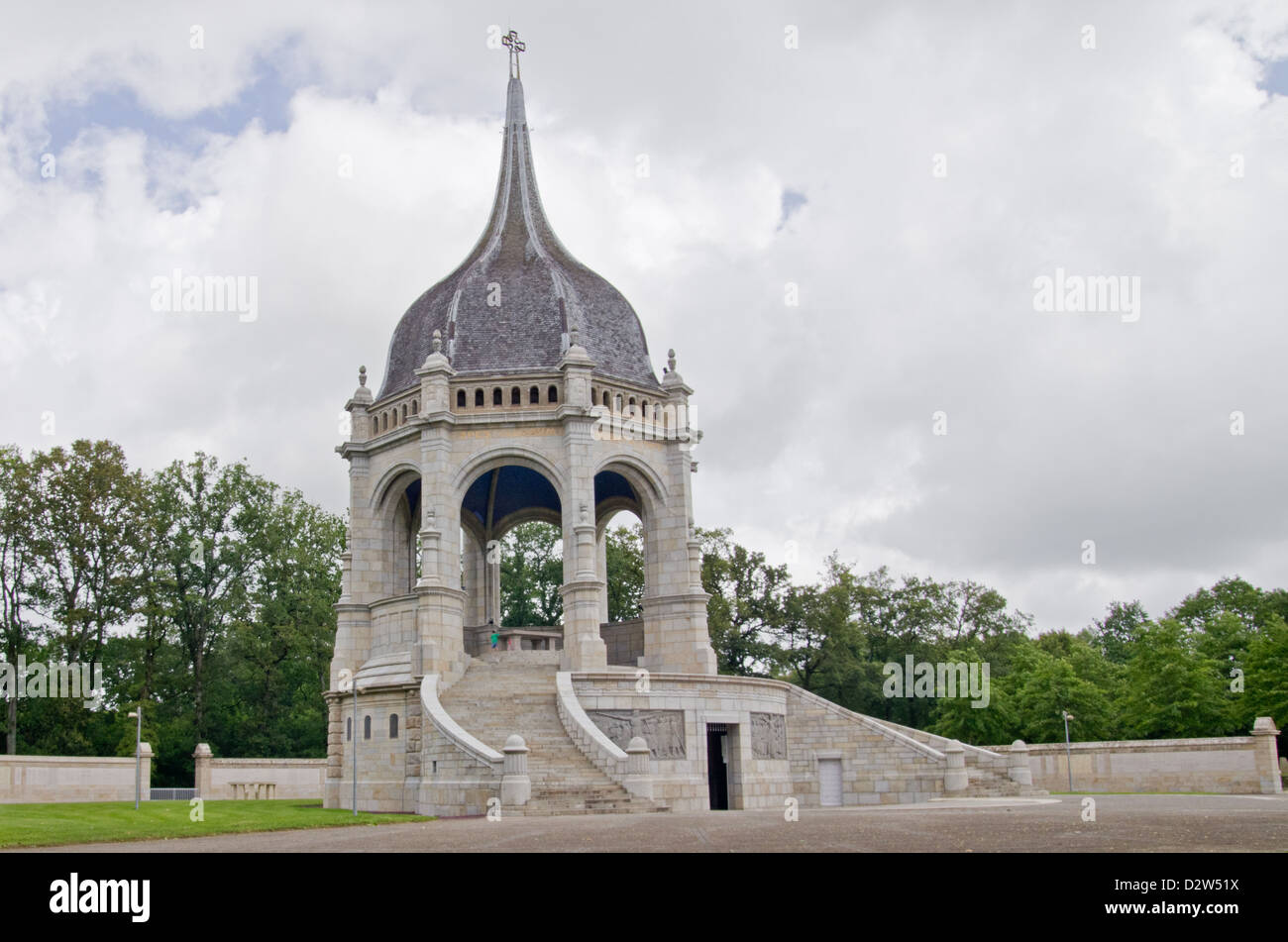 Monument aux morts (war memorial) Sainte Anne d' Auray Stock Photo