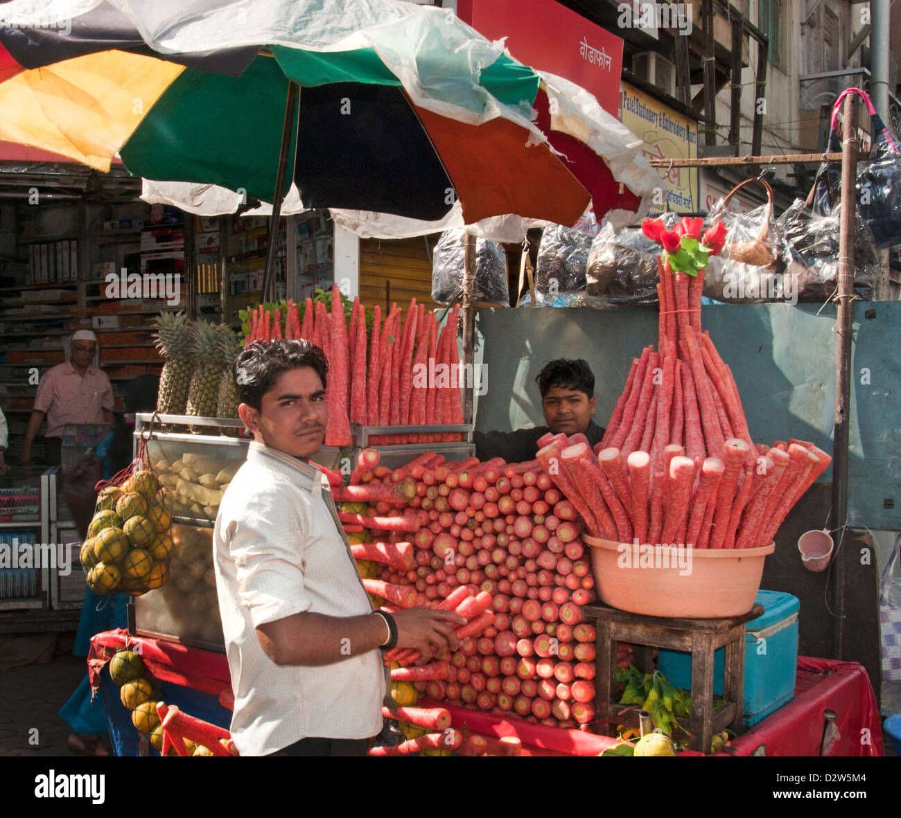 Sheikh Memon Street ( Zavari Bazaar ) Mumbai ( Bombay ) India near