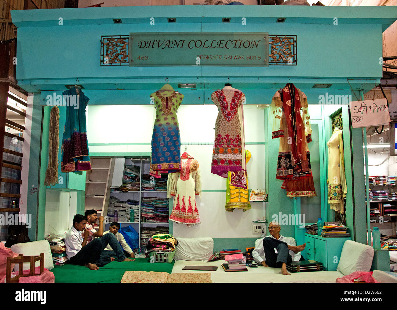 Mulji Jetha Market is the biggest textile market in Asia Mumbai