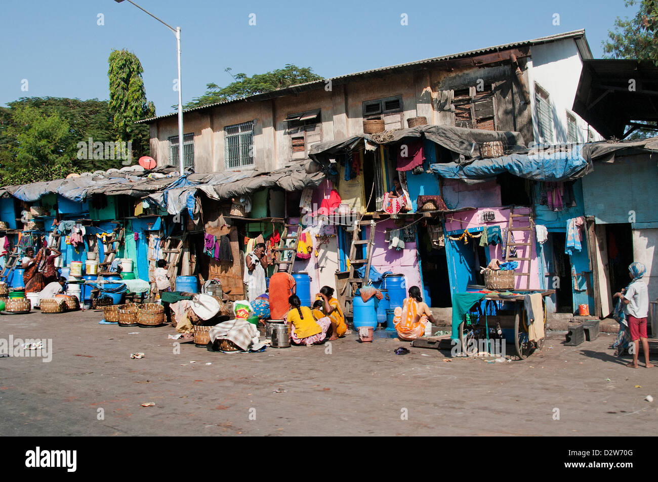 Mumbai Slum Poverty poor people ( Bombay ) India Stock Photo