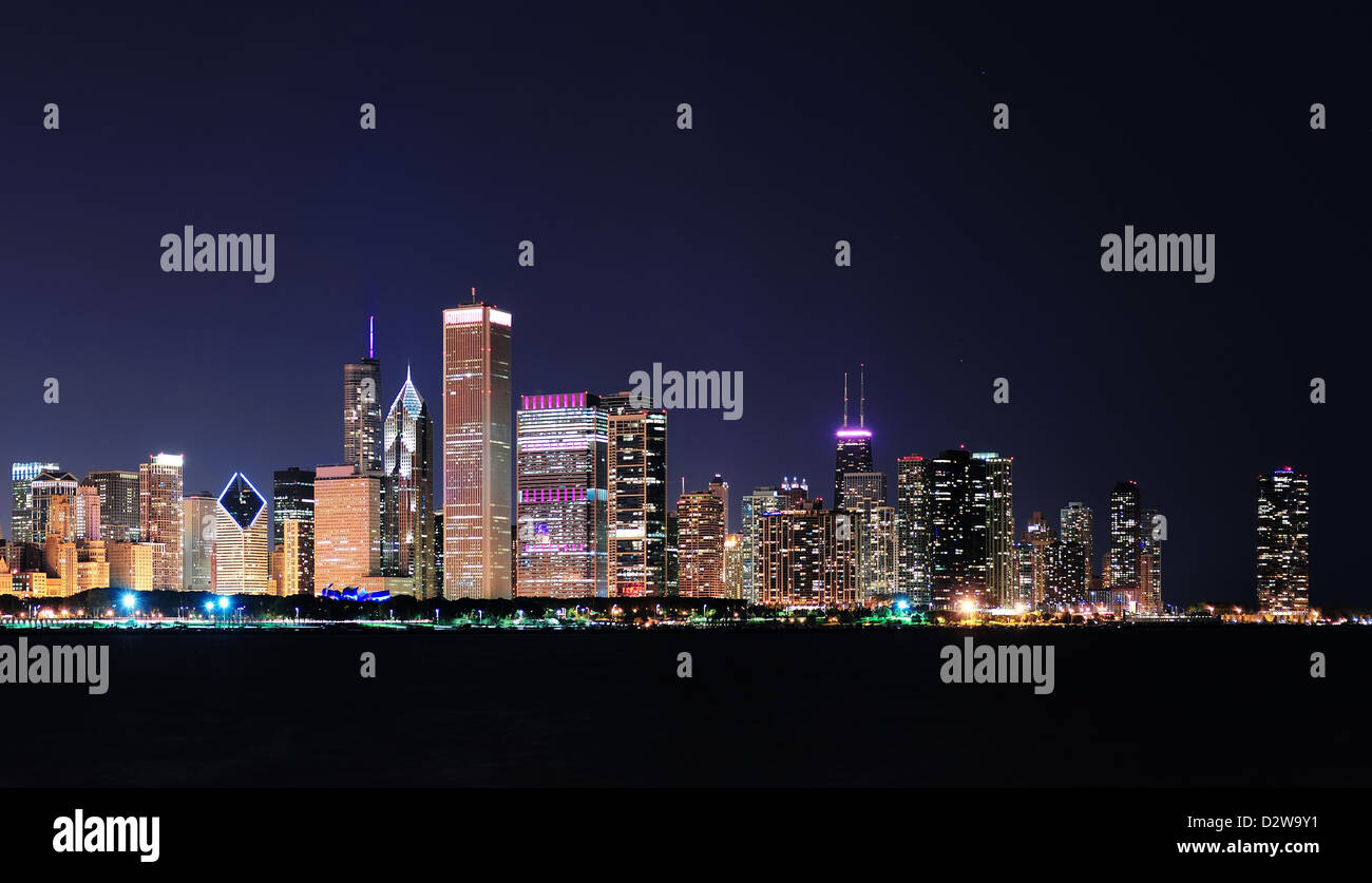 Chicago city downtown urban skyline panorama at dusk with skyscrapers ...