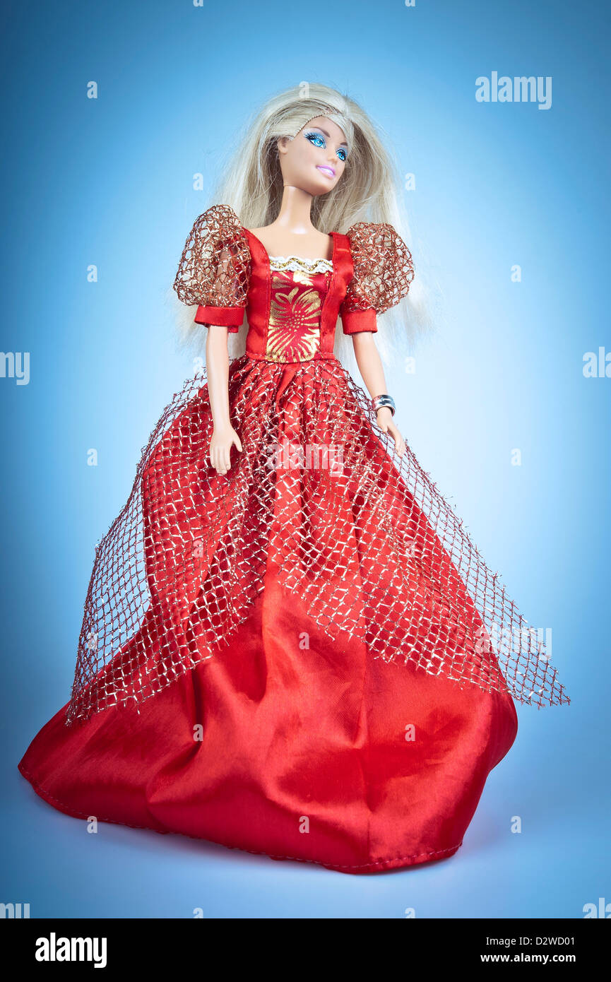 Barbie With Red Dress Sale, 54% OFF | centro-innato.com