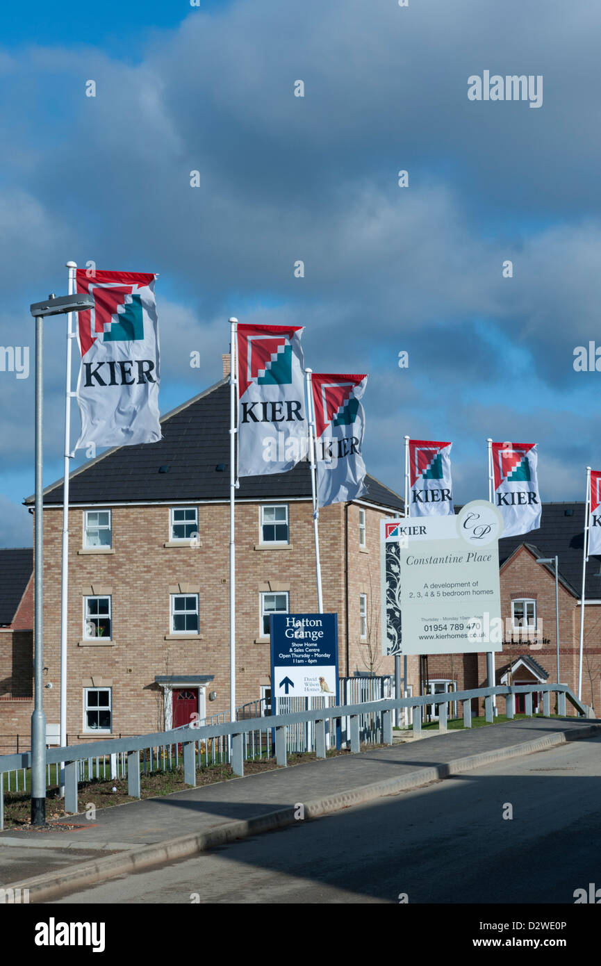 New houses by Kier at Longstanton Cambridge Cambridgeshire UK Stock Photo Alamy