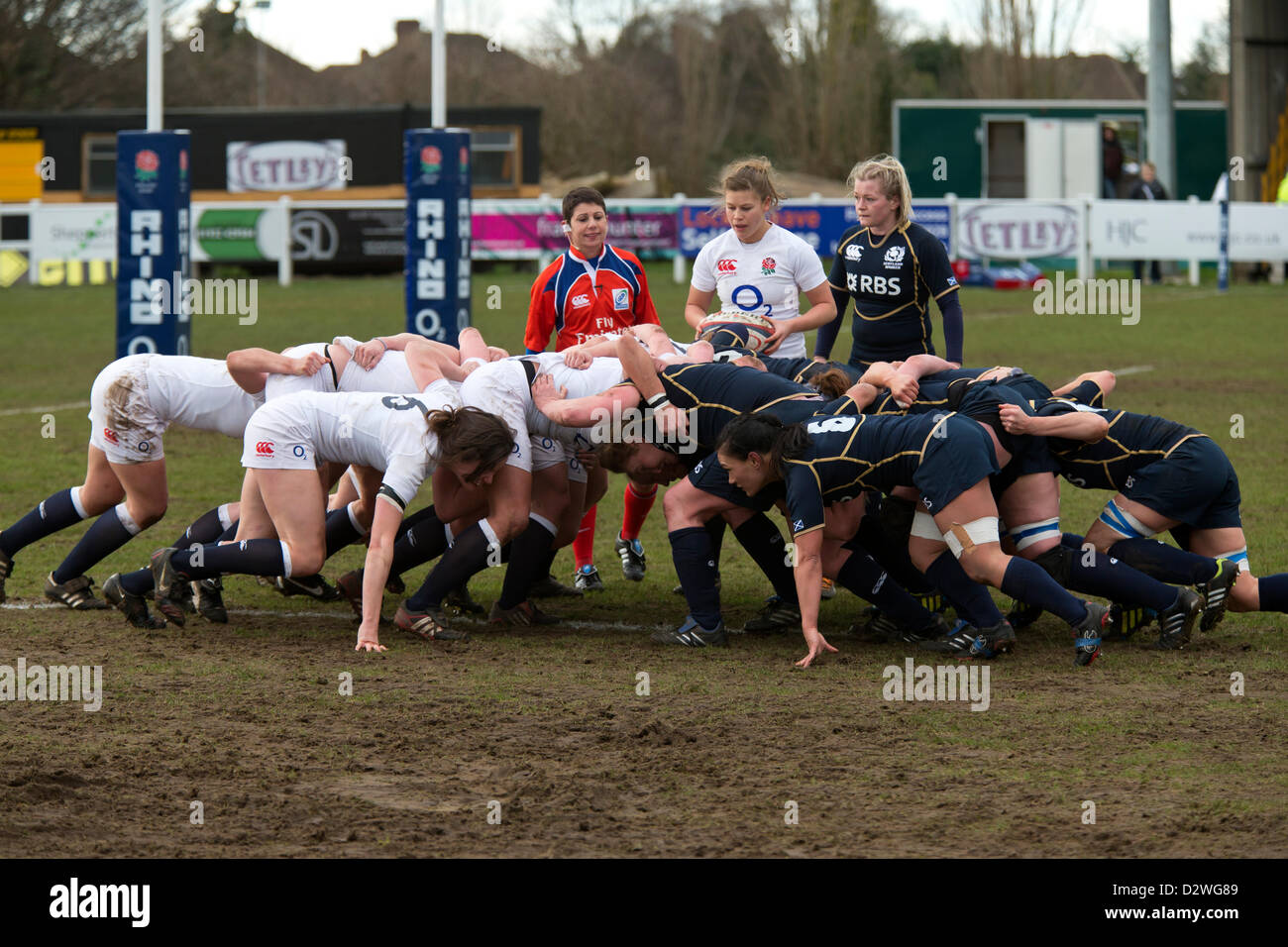 Womens rugby scrum hires stock photography and images Alamy