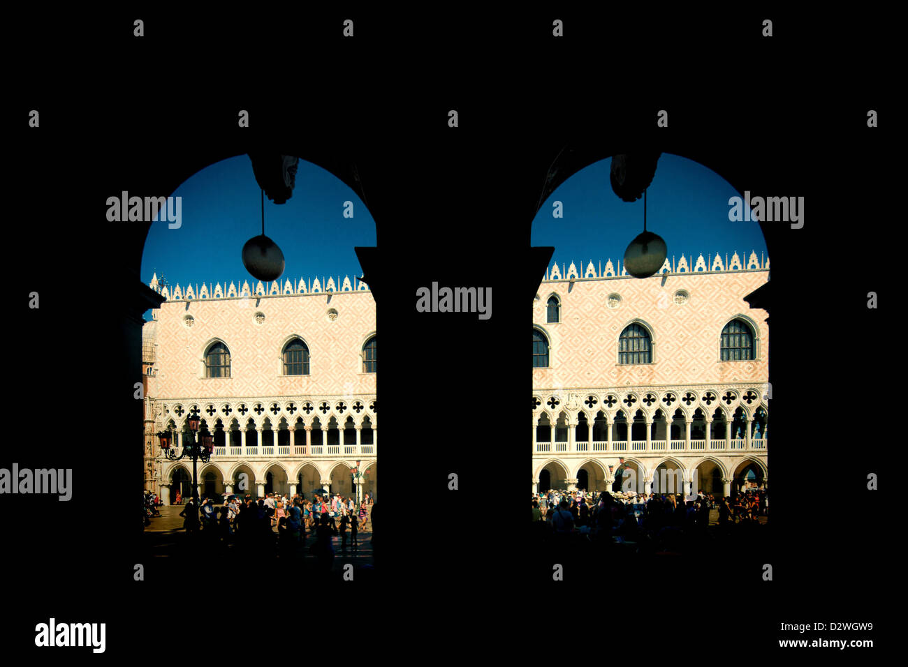 Doges palace visitor hi-res stock photography and images - Alamy