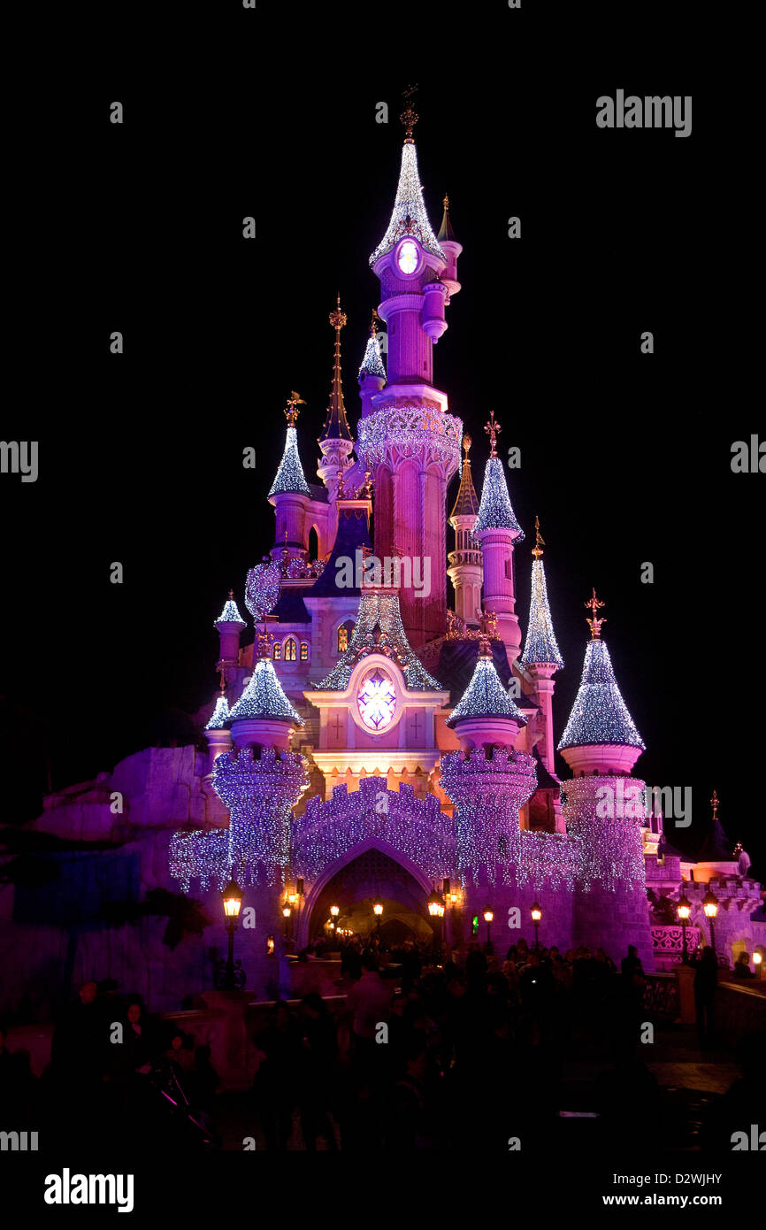 Disneyland Paris at night Stock Photo - Alamy