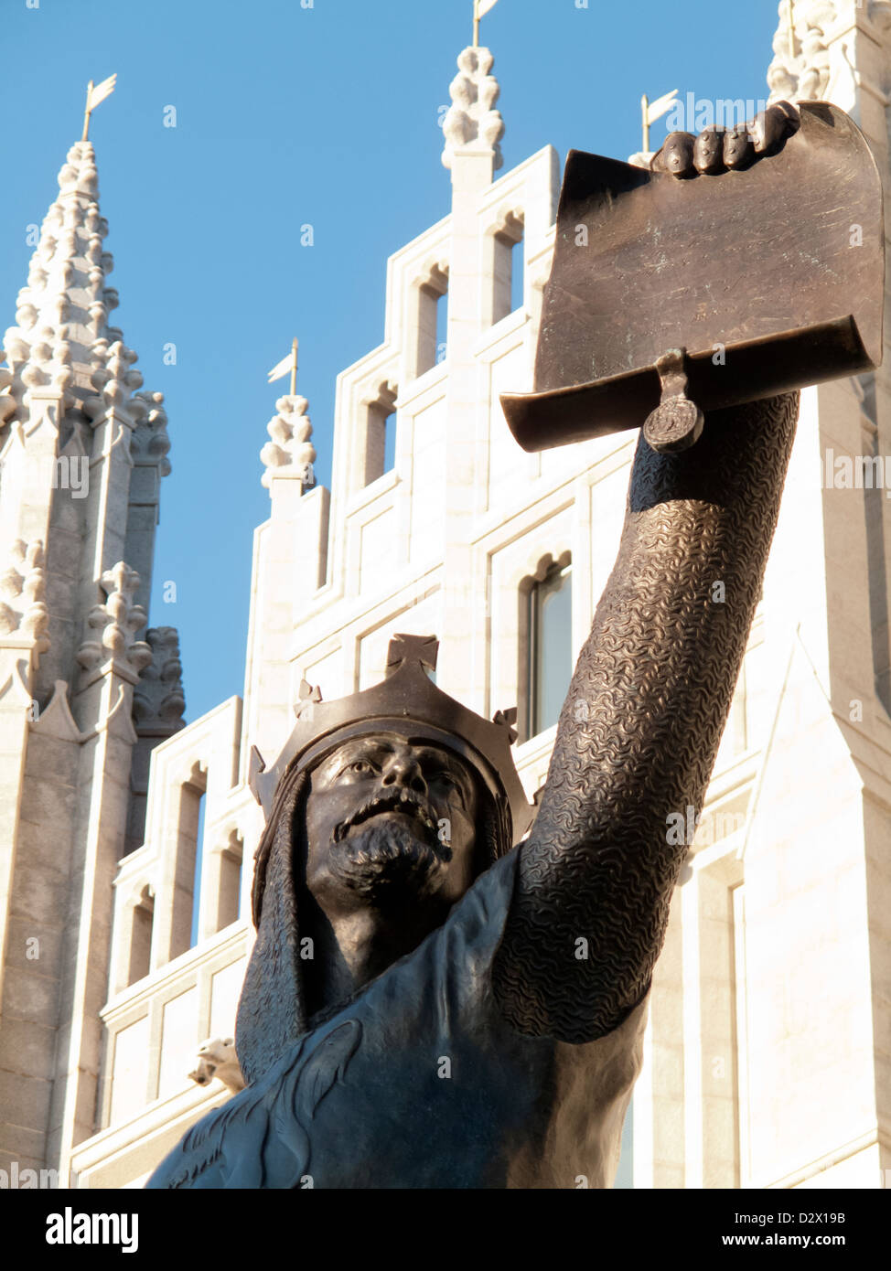 Robert the Bruce statue, Marischal College, Aberdeen, Scotland, UK. Stock Photo