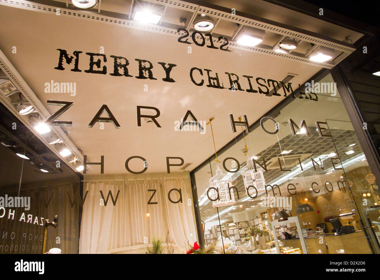 Zara Home Store High Resolution Stock Photography and Images - Alamy