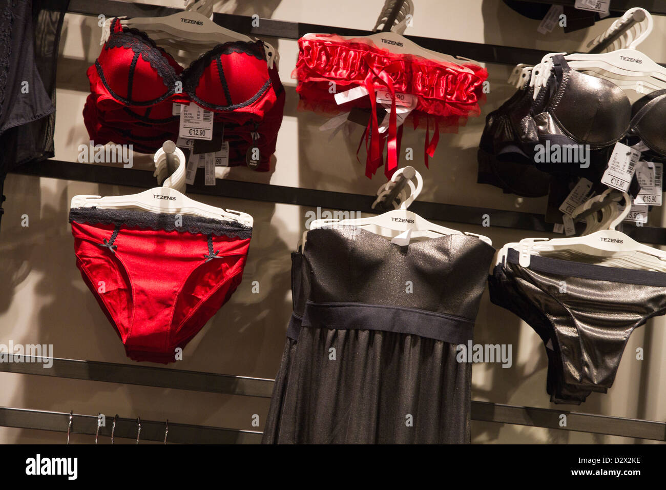 Tezenis underwear store woman red lingerie Stock Photo - Alamy