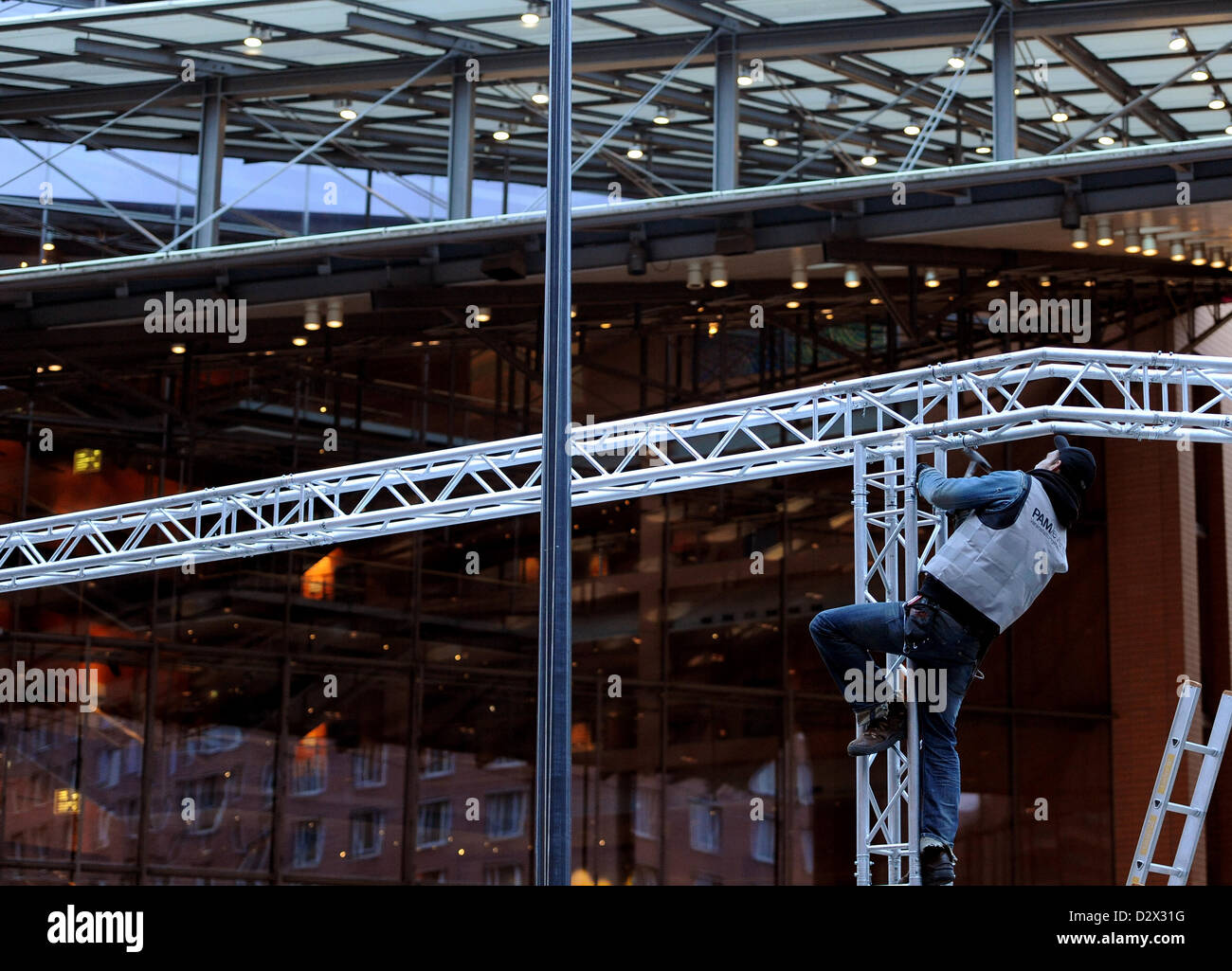 Construction works for the 63rd Berlin Film Fetsival are ongoingin Berlin, Germany, 03 February 2013.  Tickets go on sale for the Berlinale film festival on 04 February 2013. Photo: BRITTA PEDERSEN/Alamy Live News Stock Photo