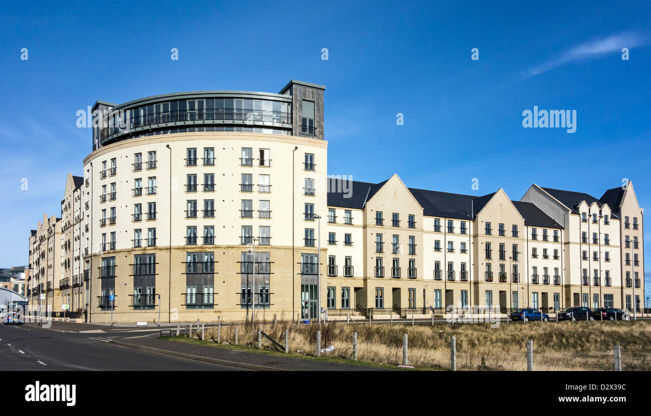 Flat development on Newhaven Place and Sandpiper Road in Western