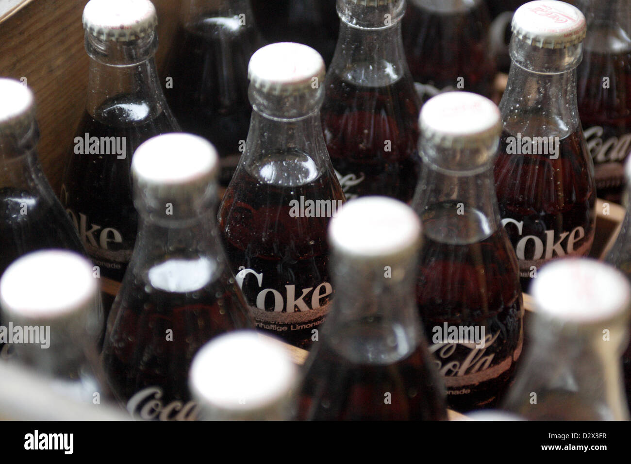 https://c8.alamy.com/comp/D2X3FR/berlin-germany-coca-cola-bottles-D2X3FR.jpg