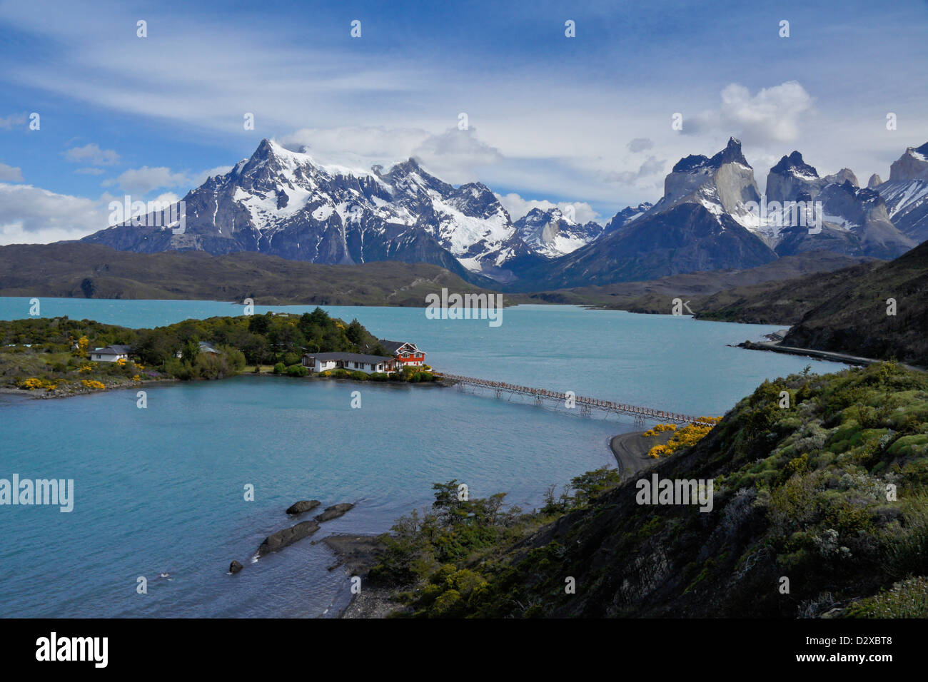 Hosteria Pehoe on Lago Pehoe, Los Cuernos and Paine Grande, Torres del Paine National Park, Patagonia, Chile Stock Photo
