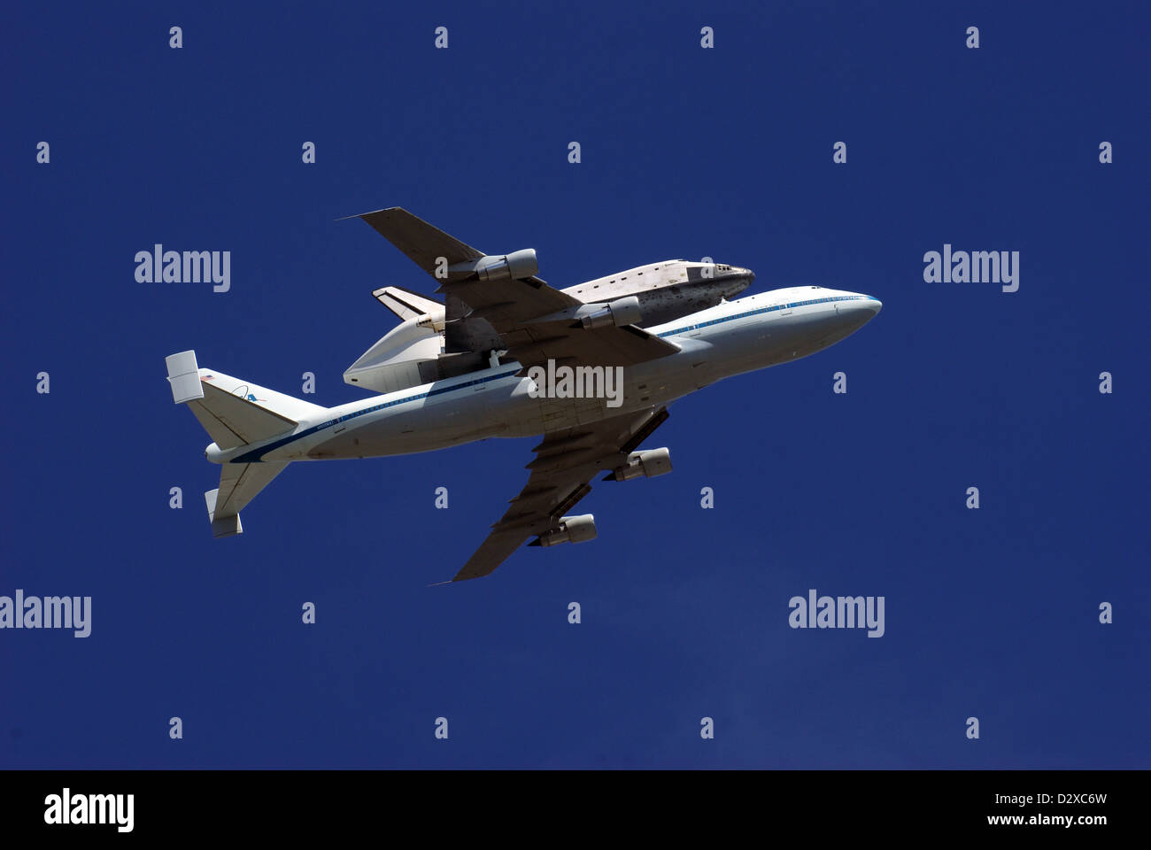 Space Shuttle Endeavor on its last flight to Southern California Stock Photo