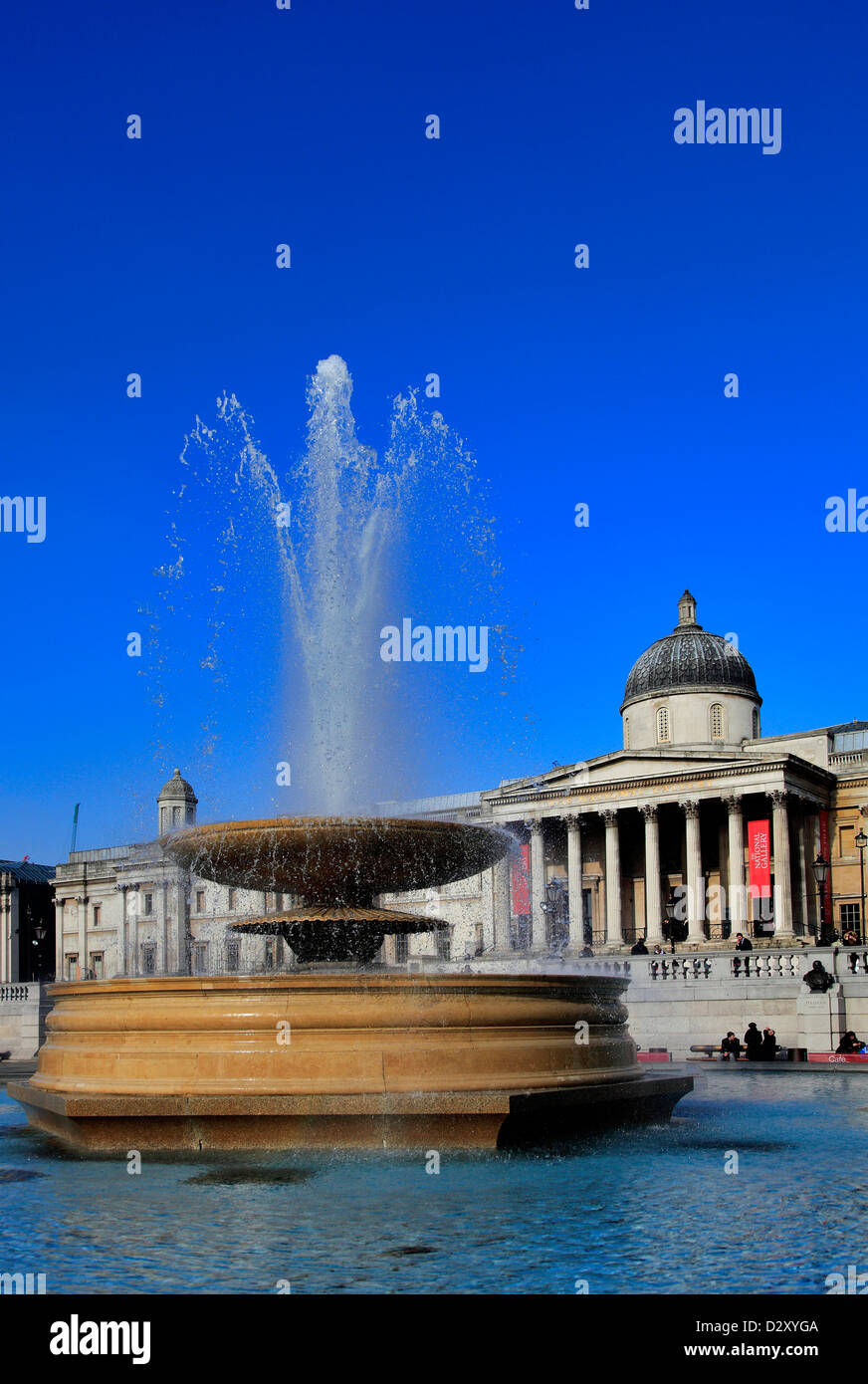 The National Art Gallery, Trafalgar Square Water Fountains, London