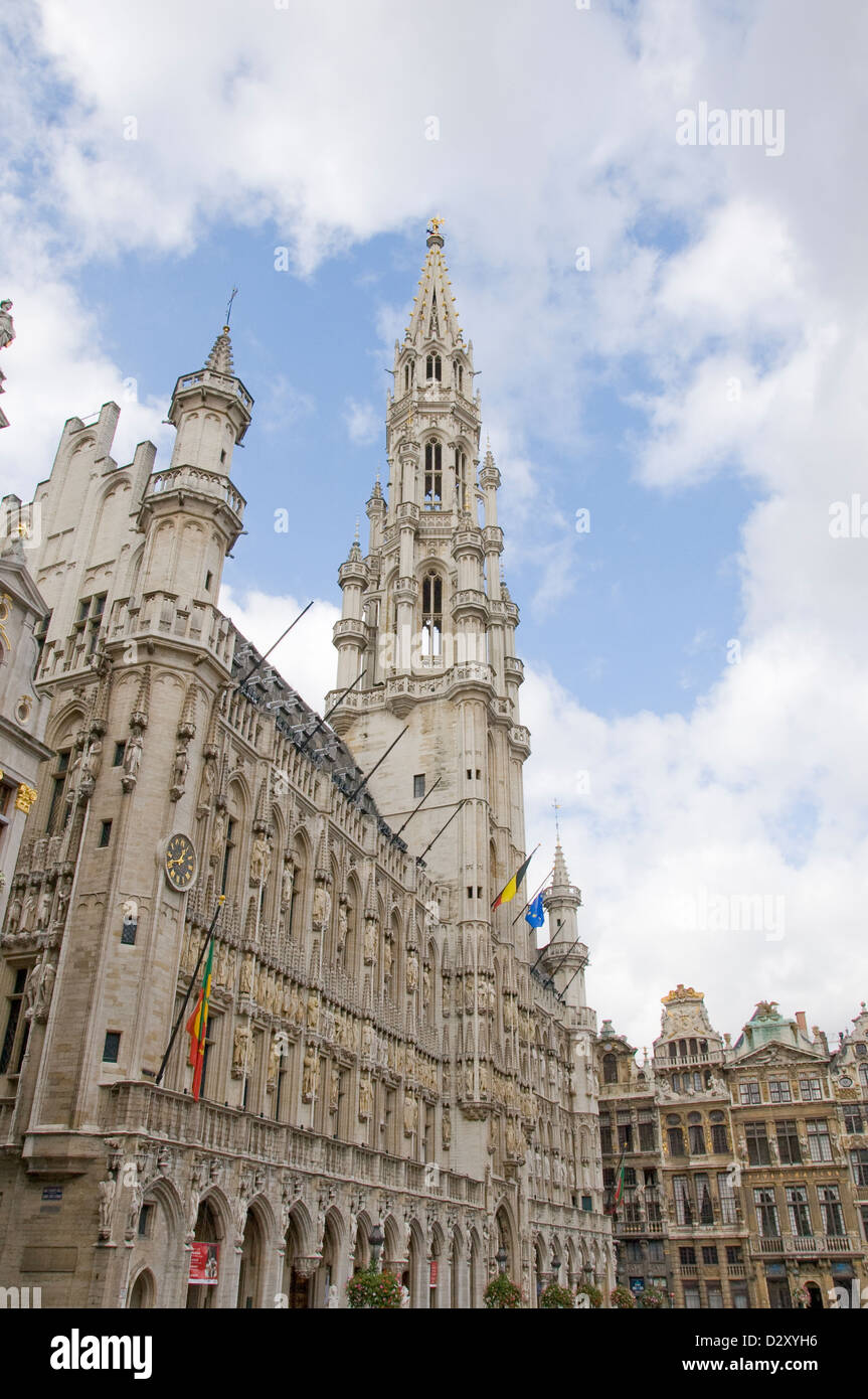 hotel de ville in grand place brussels Stock Photo