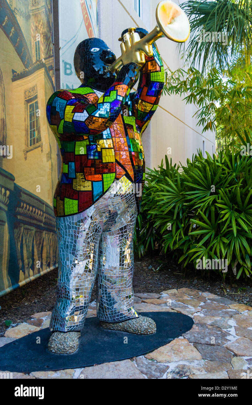 Tribute to Louis Armstrong and his jazz trumpet at the Ringling Museum