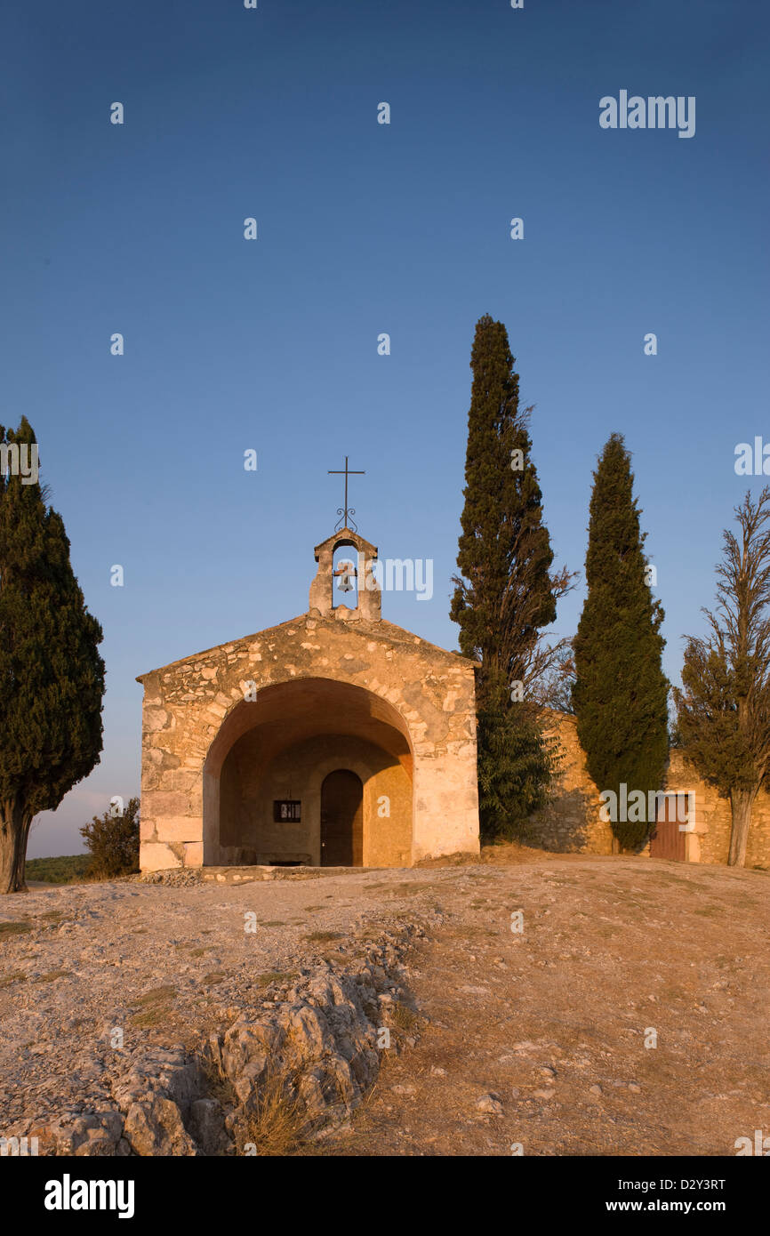 CHAPELLE SAINT SIXTE EYGALIERES PROVENCE BOUCHES DU RHONE FRANCE Stock