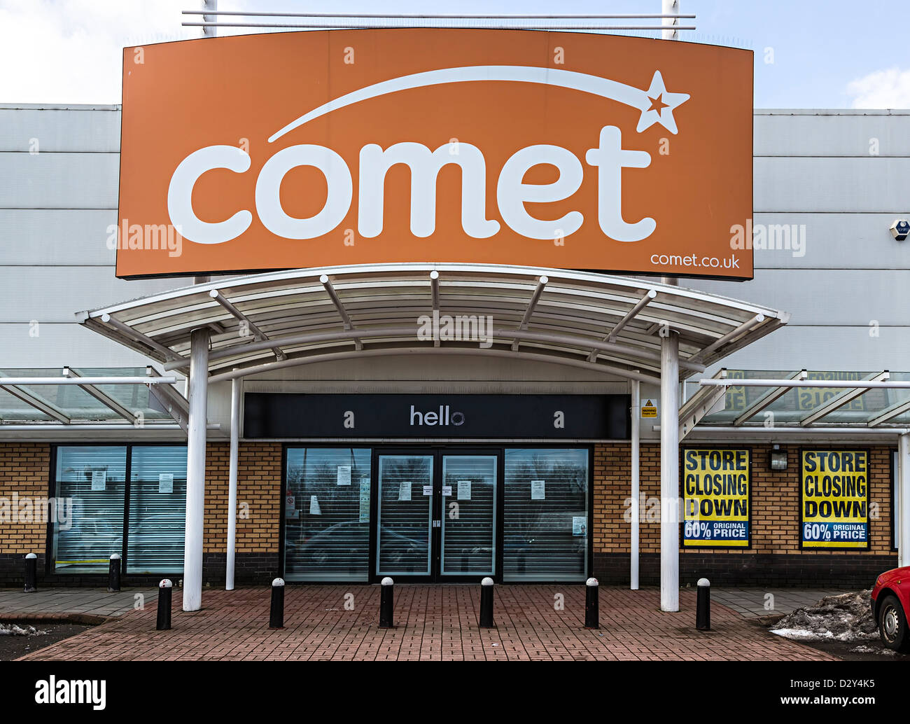 Entrance to closed down Comet store, Cwmbran, Wales, UK Stock Photo
