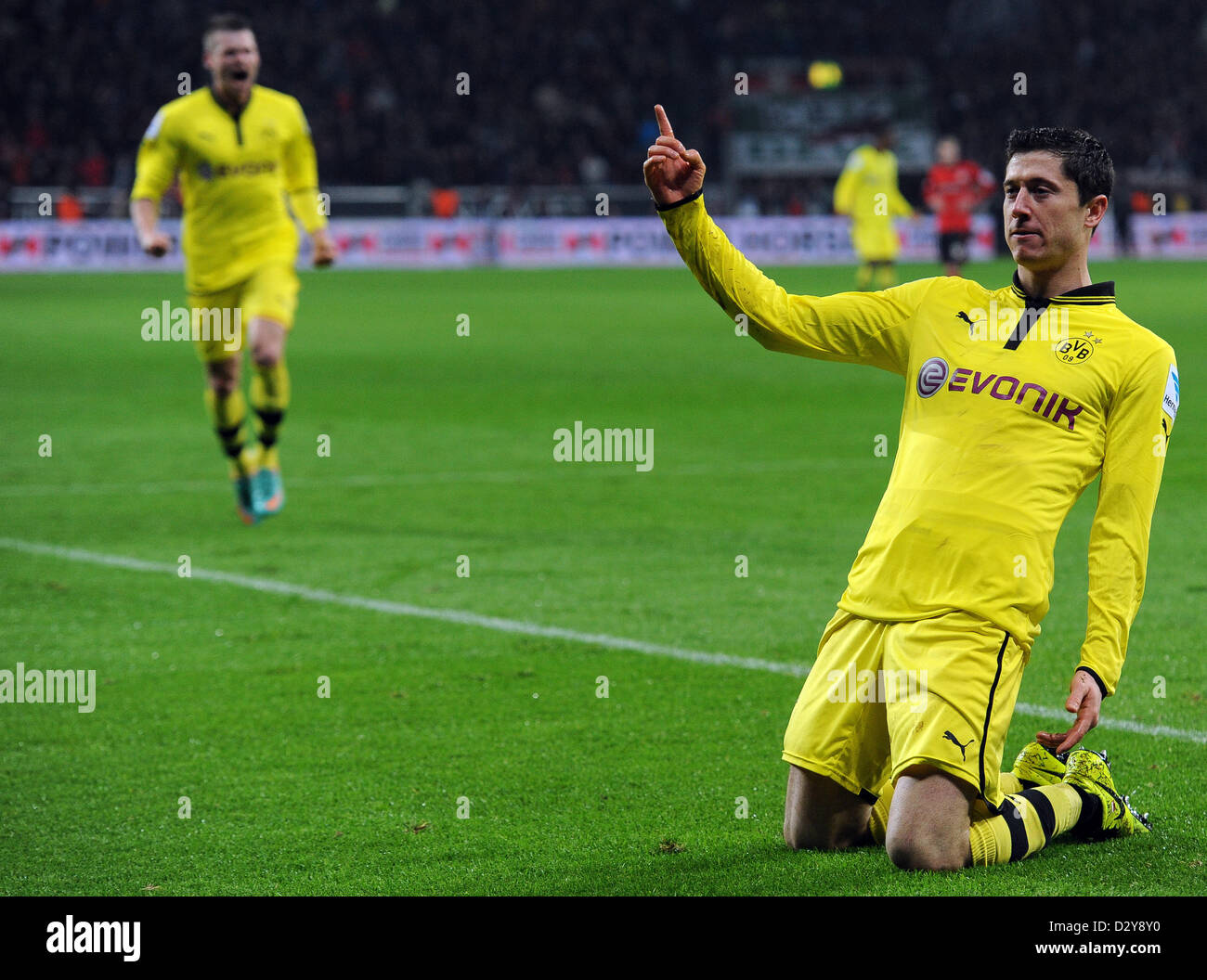 Dortmund S Robert Lewandowski Celebrates His 3 2 Goal During The Stock Photo Alamy