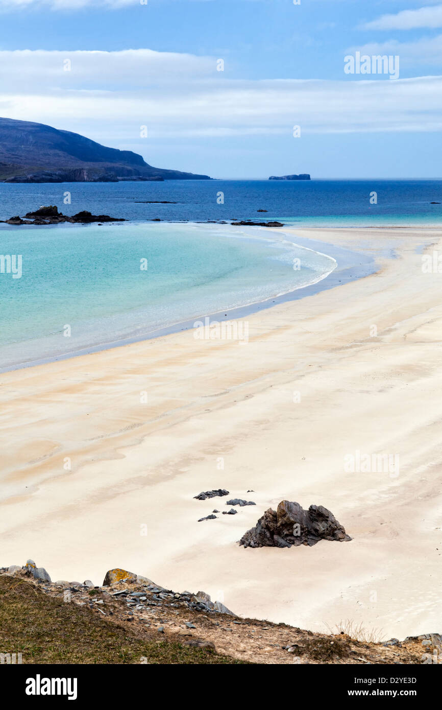 Stunning sandy beach and bay of Balnakeil Bay, Durness, Sutherland in Scotland looking out towards Cape Wrath Stock Photo