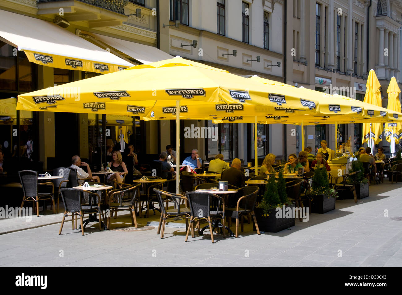 An open-air restaurant on Vilniaus Gatve, Vilnius, Lithuania Stock Photo