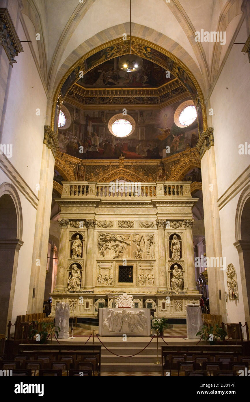 europe, italy, marche, loreto, sanctuary of the holy house, high altar and holy house Stock Photo