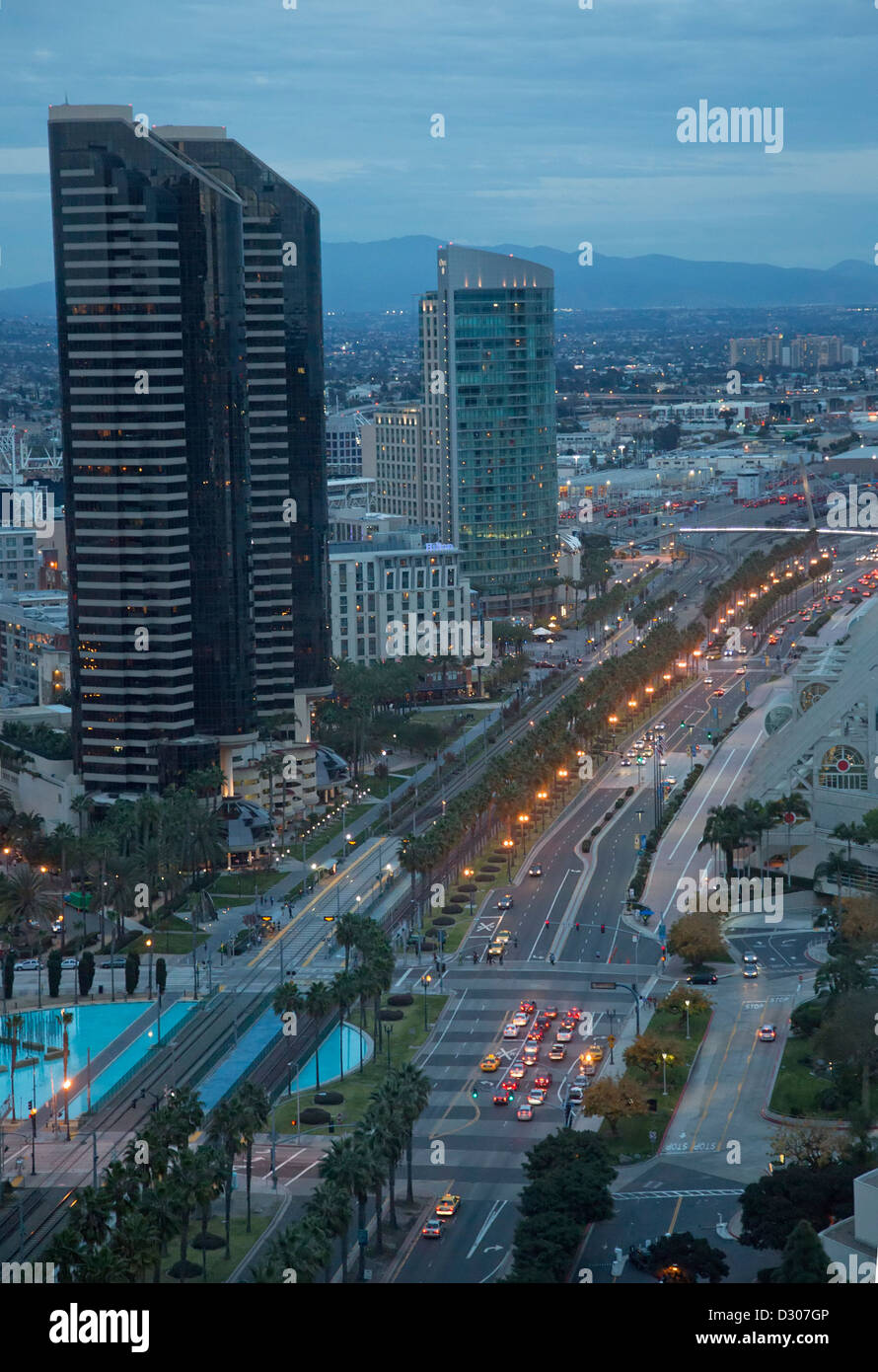 Downtown city skyline san diego hi-res stock photography and images - Alamy