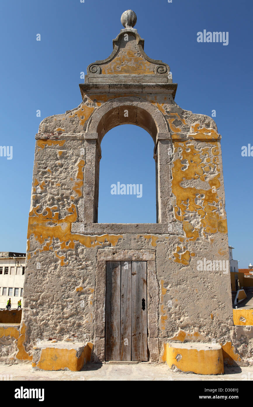 A Pombaline style gate within the Circular Bastion ('Baluarte Redondo') in Peniche, Estremadura, Portugal. Stock Photo